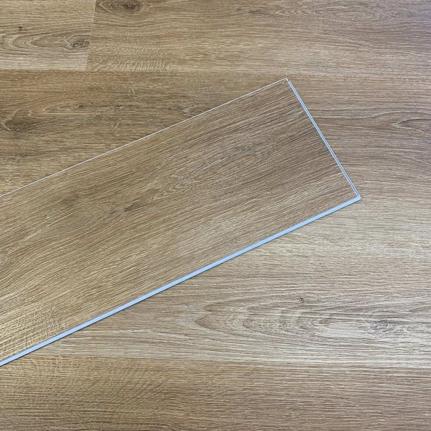 Waterproof Rustic Oak Plank LVT Rigid Core SPC Click Luxury Vinyl Tile Flooring