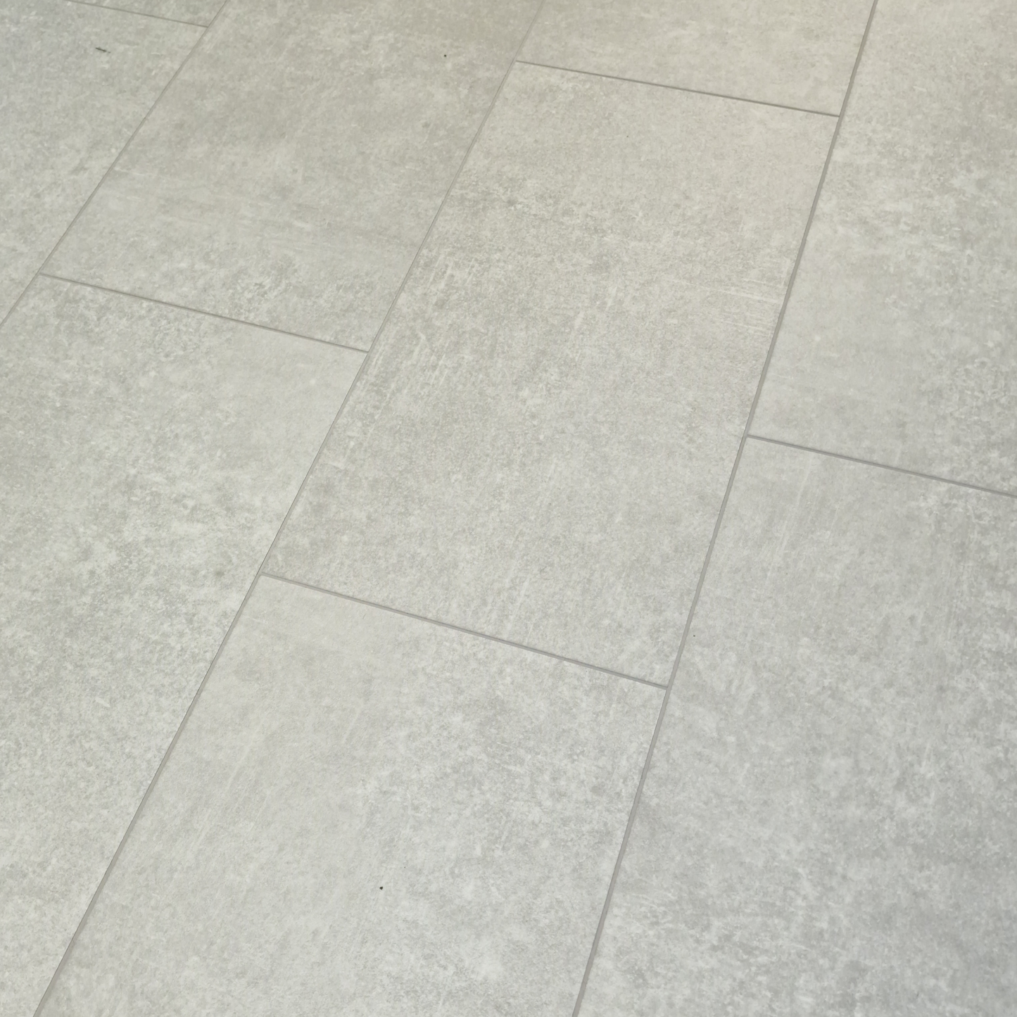 Modena Silverstone Oak Plank LVT Rigid Core SPC Click Luxury Vinyl Tile Flooring