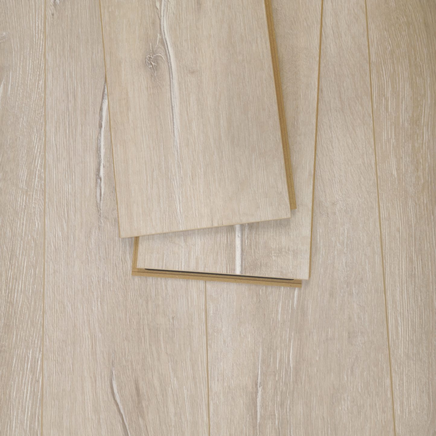 Waterproof Luxury Luma Oak 8mm Laminate Flooring