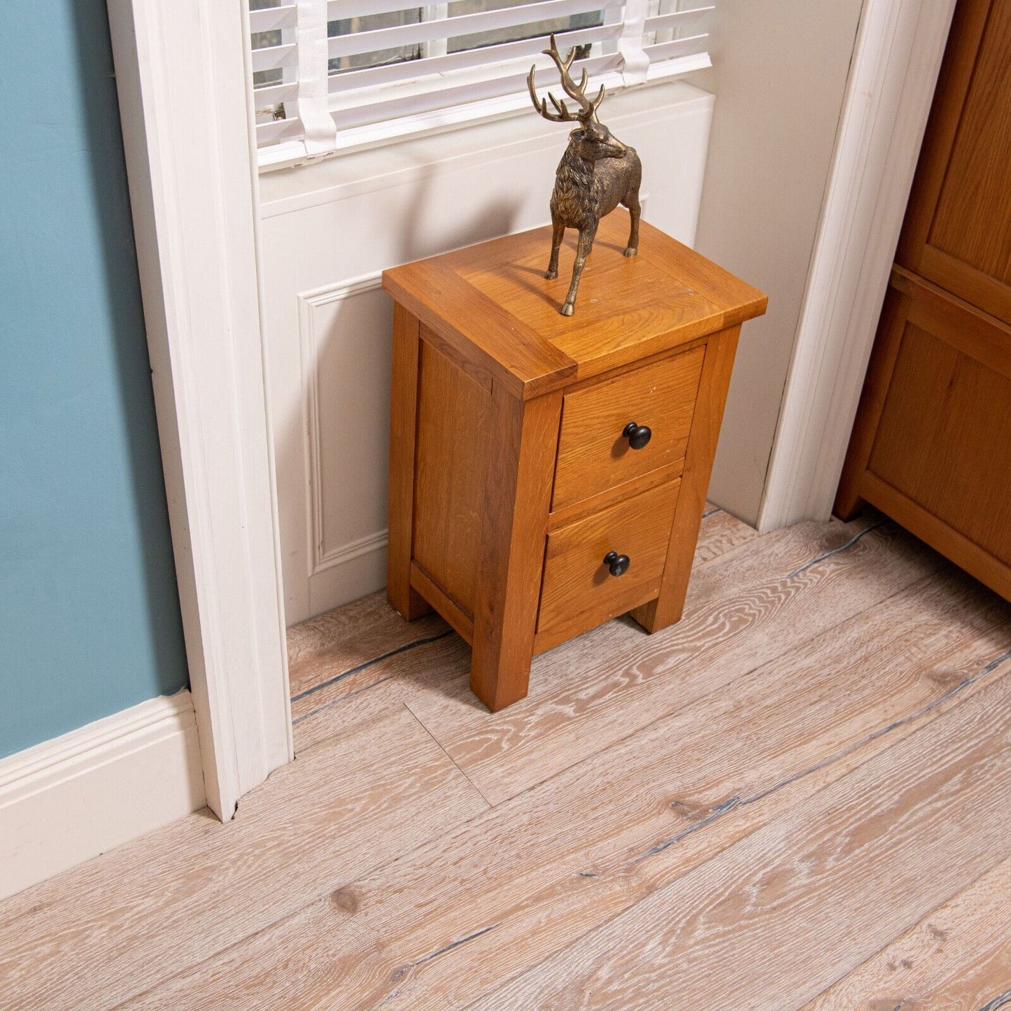 lilypad-graphite-distressed-engineered-wood-flooring-9