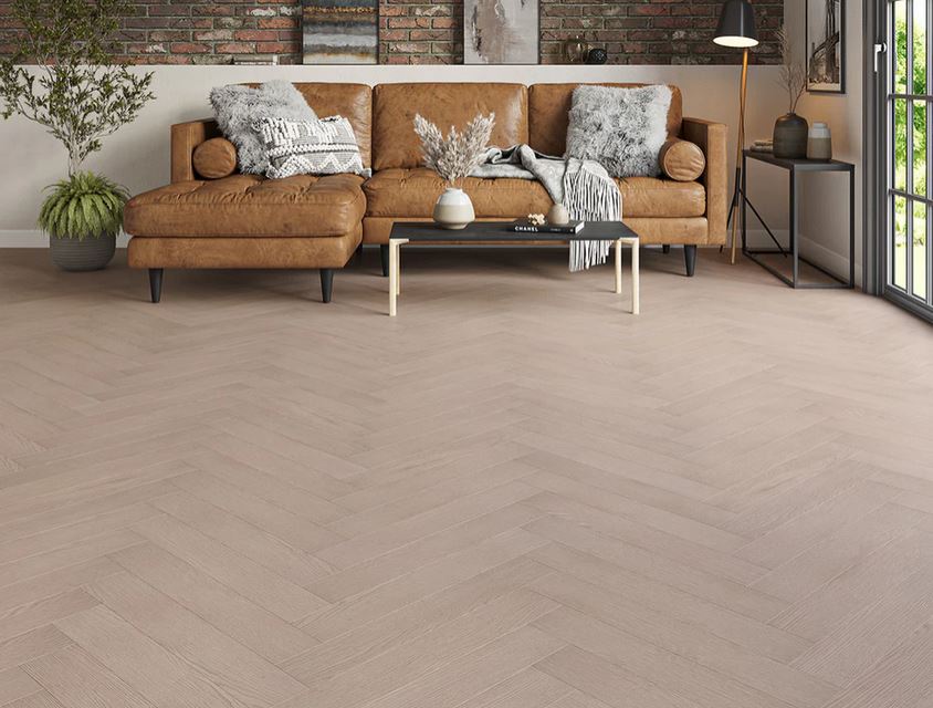 Kingsley 8mm Whitford Oak Herringbone Laminate Flooring
