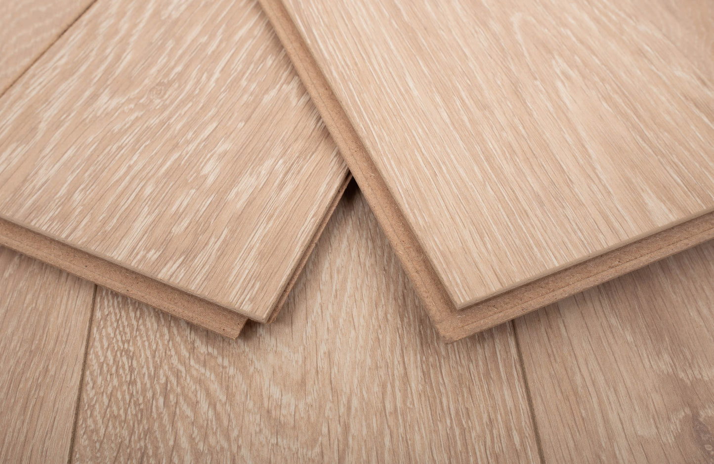 Waterproof Luxury Cool Heritage Oak 12mm Laminate Flooring