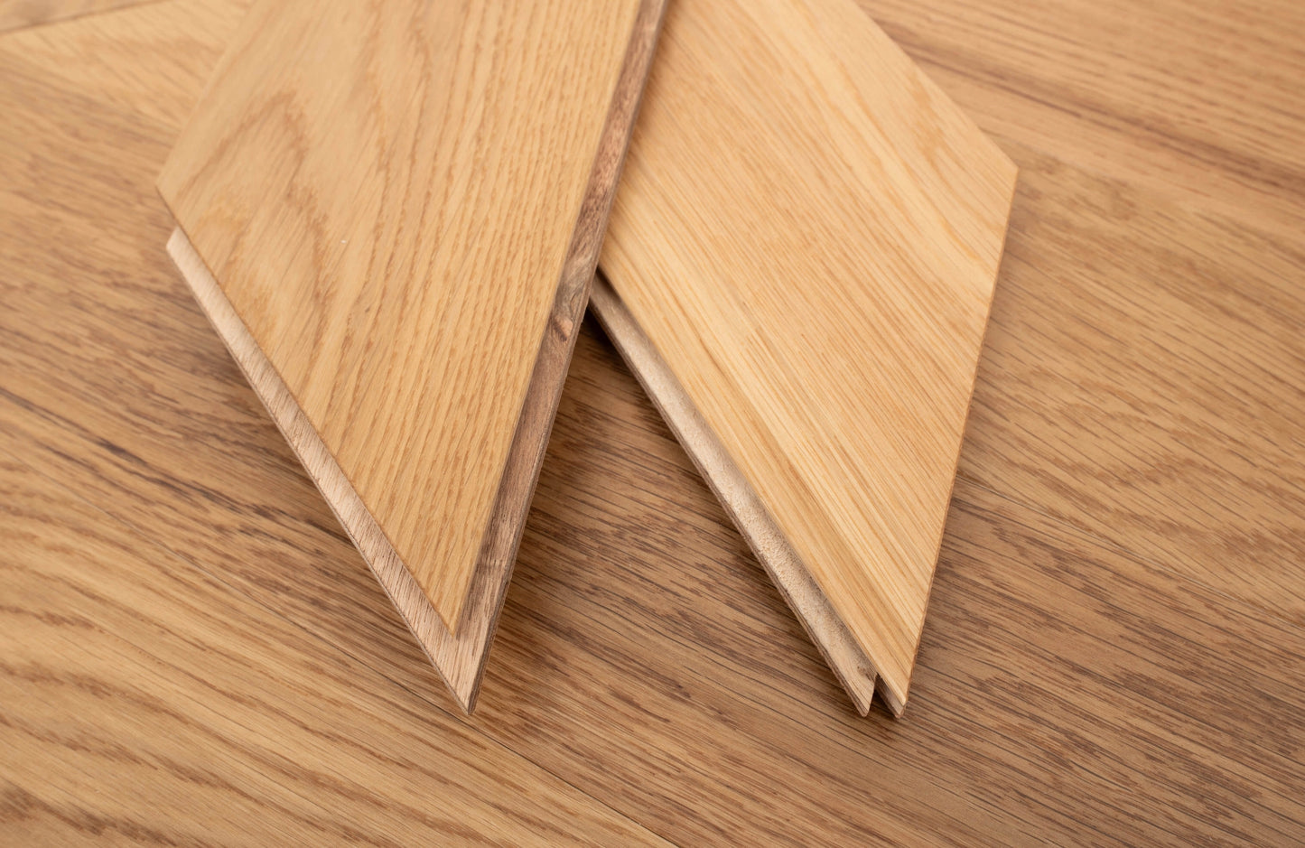 Dunmore Oak 14mm Chevron Engineered Wood Flooring