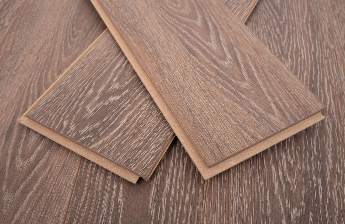 waterproof-luxury-frostwood-oak-12mm-laminate-flooring-6