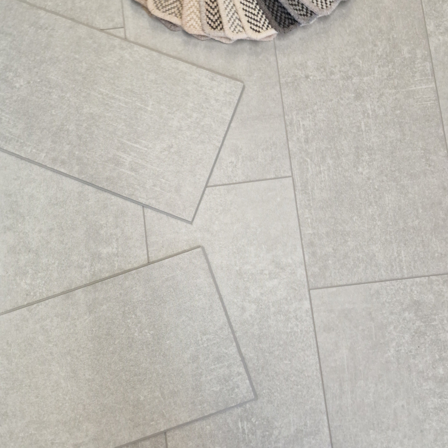 Modena Silverstone Oak Plank LVT Rigid Core SPC Click Luxury Vinyl Tile Flooring