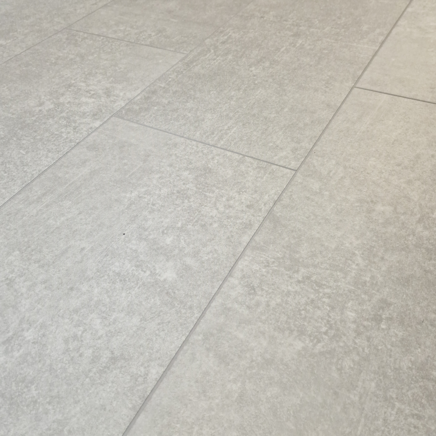 Modena Silverstone Oak Plank LVT Rigid Core SPC Click Luxury Vinyl Tile Flooring