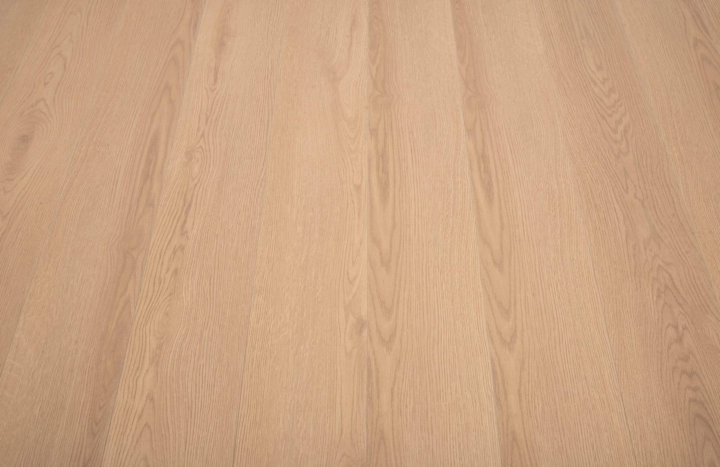 Oakford Ashwell 12mm wide plank Laminate Flooring