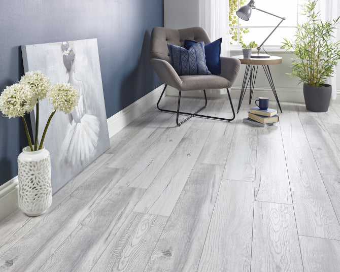 Horizon 12mm Heritage Oak Laminate Flooring
