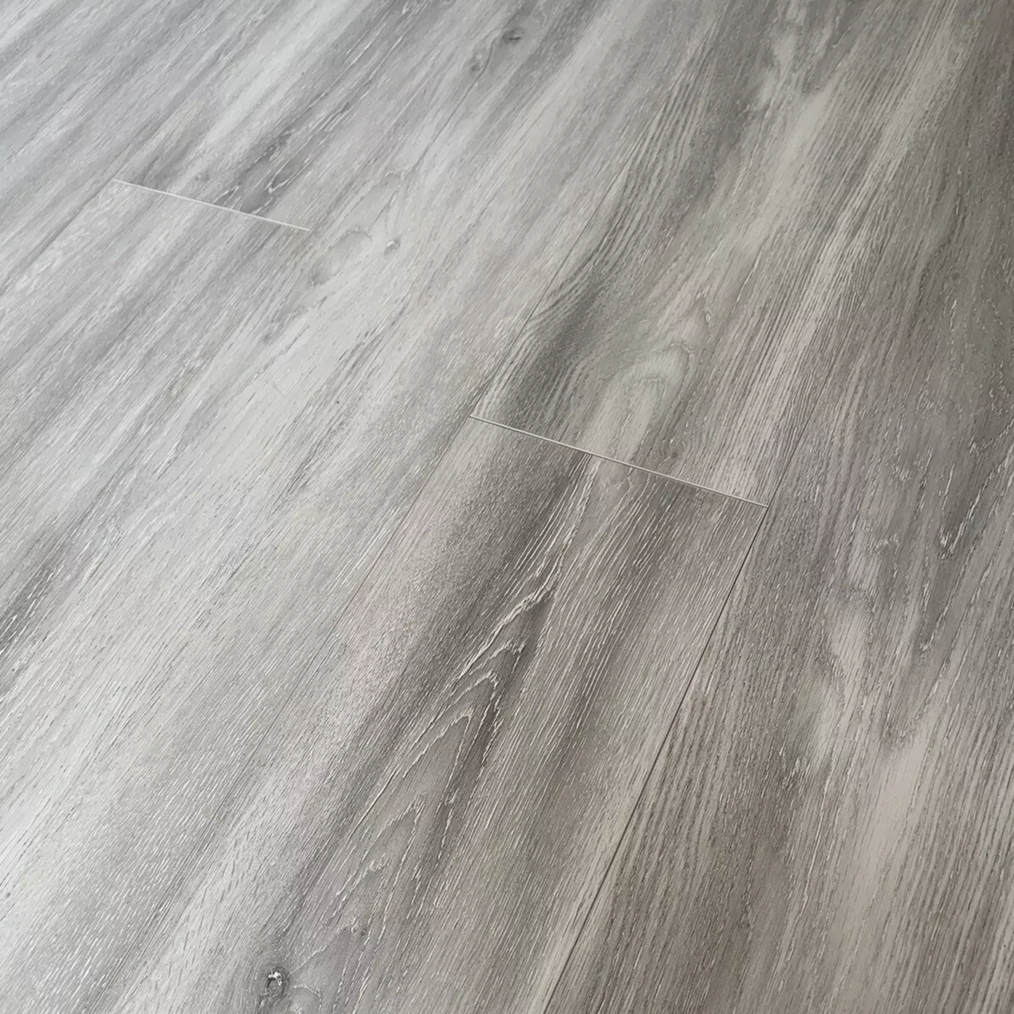 High Gloss Silver Ice 8mm Laminate Flooring