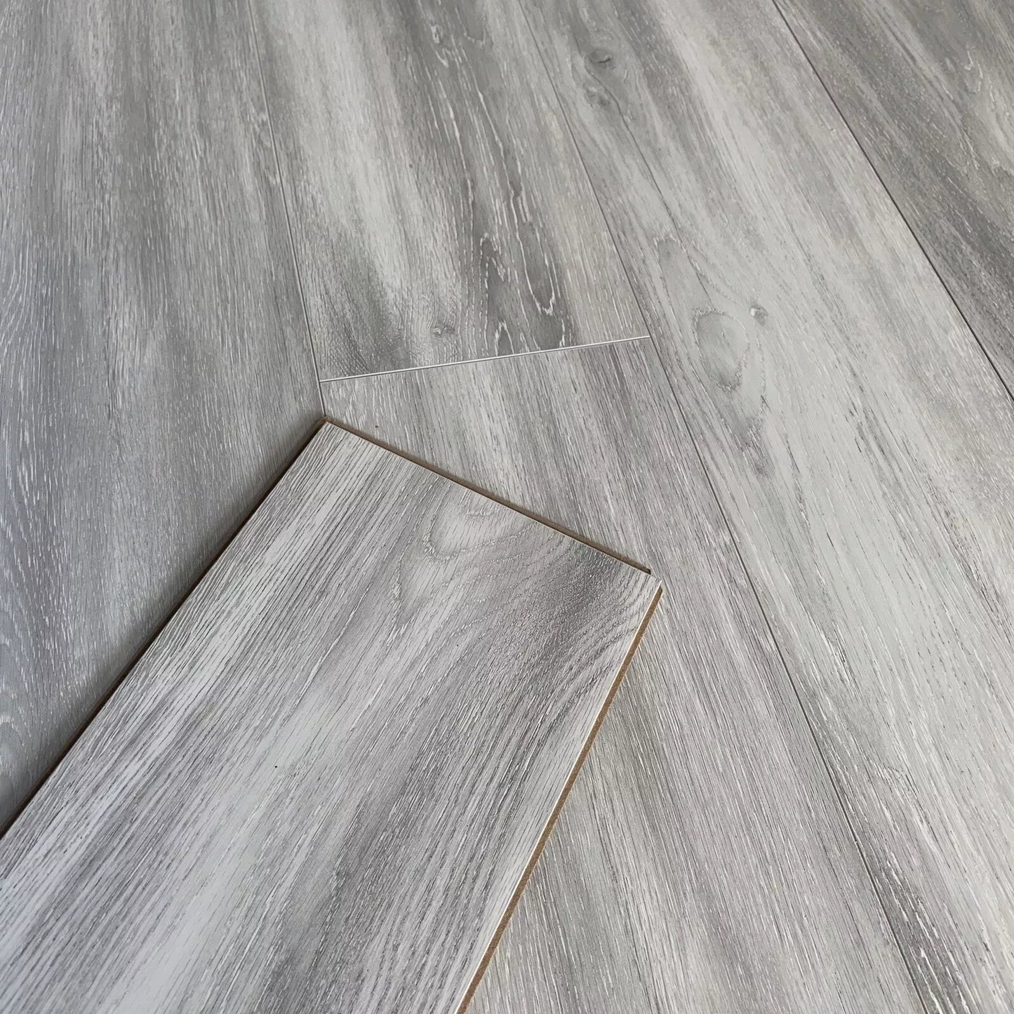 High Gloss Silver Ice 8mm Laminate Flooring