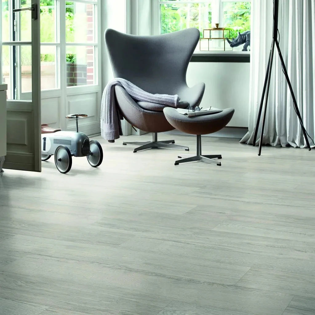 Waterproof Iced Grey Oak 8mm Laminate Flooring