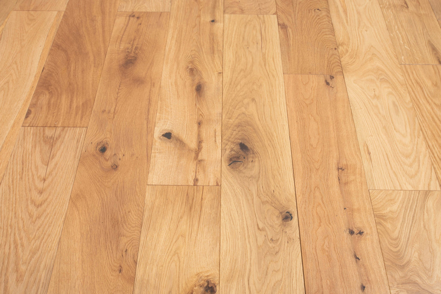 haven-iris-mist-oak-14mm-engineered-wood-flooring-2