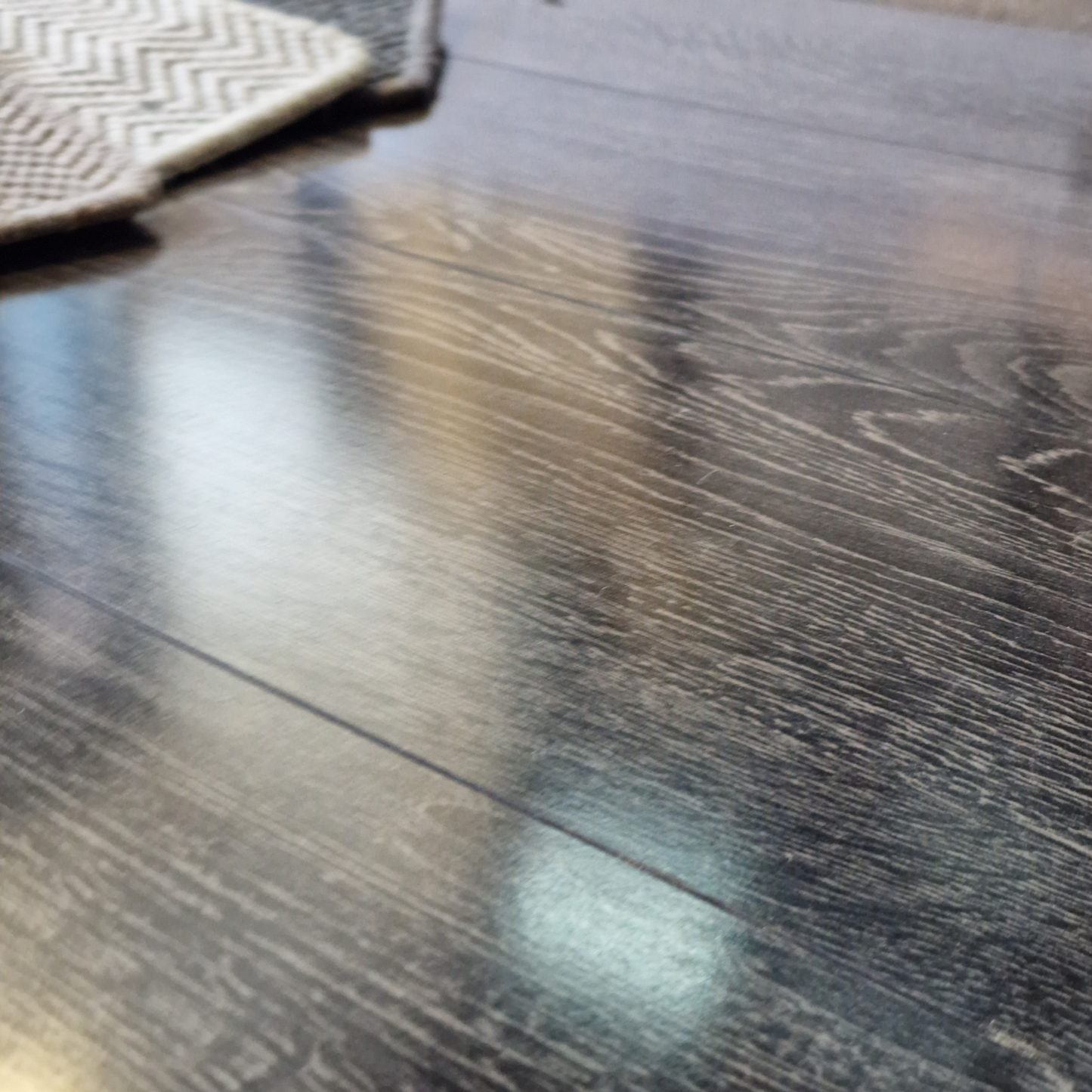 High Gloss Black Granite 8mm Laminate Flooring