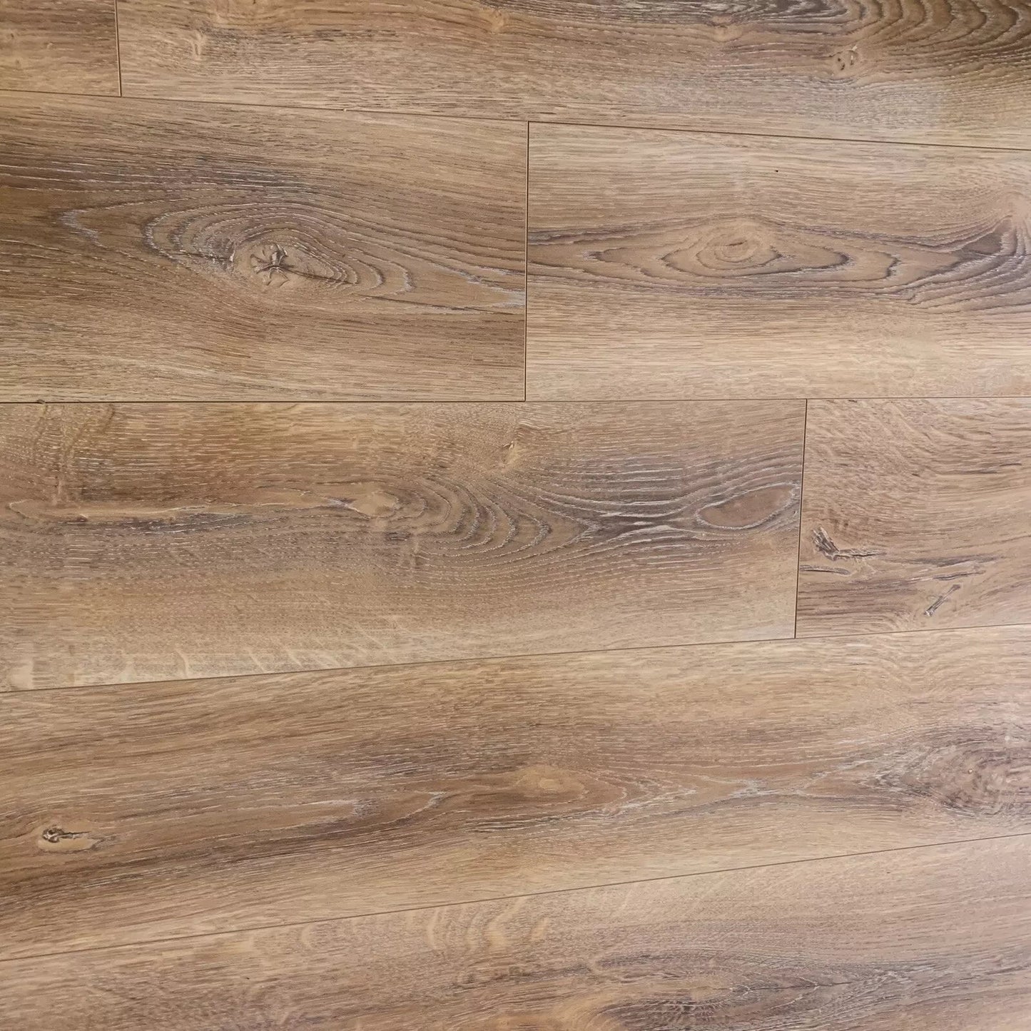 High Gloss Barrel Oak 8mm Laminate Flooring