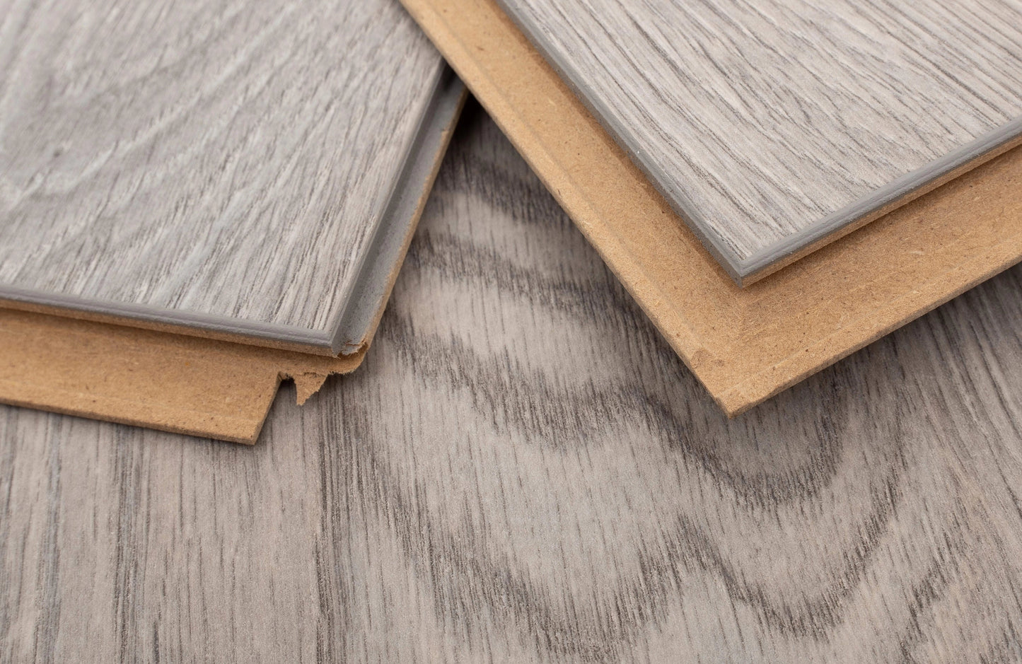 Cool Beige Oak AGT Effect 12mm Laminate Flooring Thalen