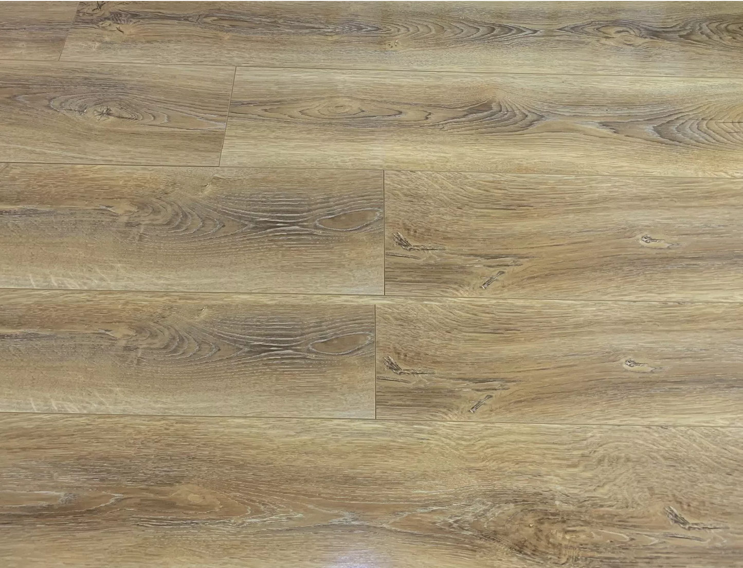 High Gloss Barrel Oak 8mm Laminate Flooring