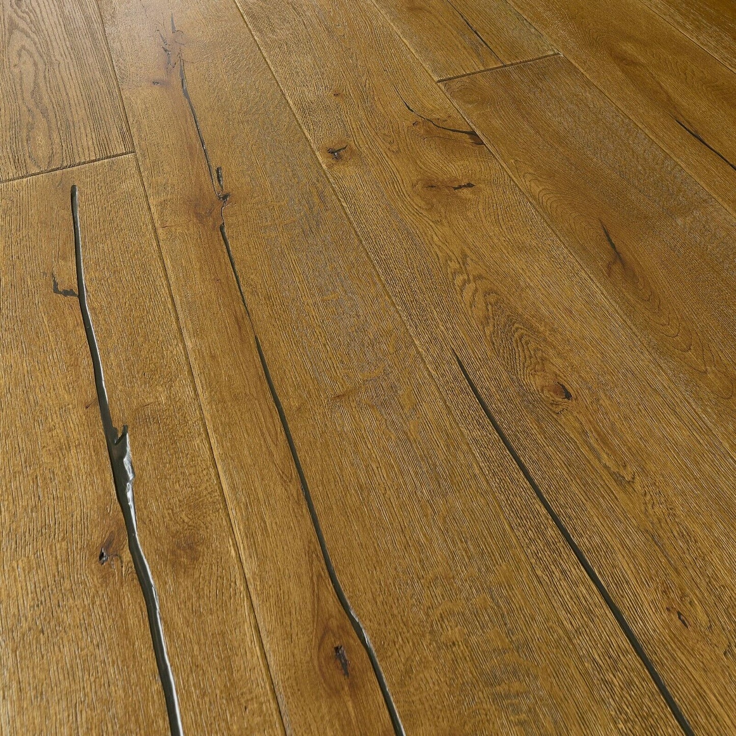 lilypad-chambers-distressed-engineered-wood-flooring-3