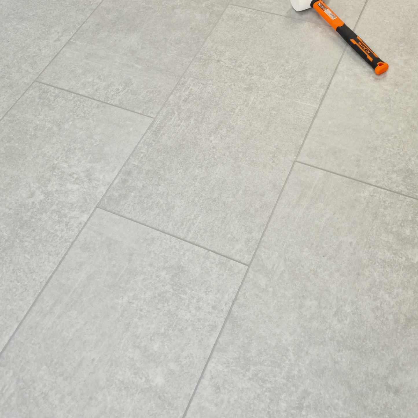 Modena Silverstone Oak Plank LVT Rigid Core SPC Click Luxury Vinyl Tile Flooring