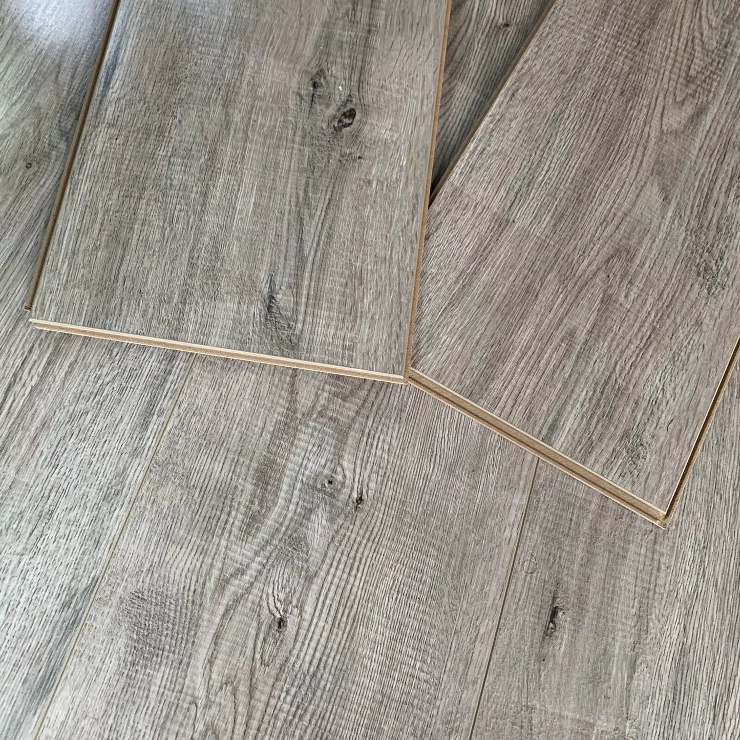 High Gloss Venetian Grey 8mm Laminate Flooring