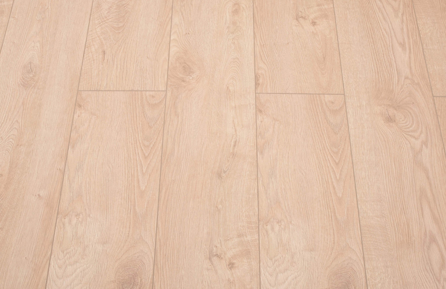 Honey Oak AGT Effect 12mm Laminate Flooring Rowan