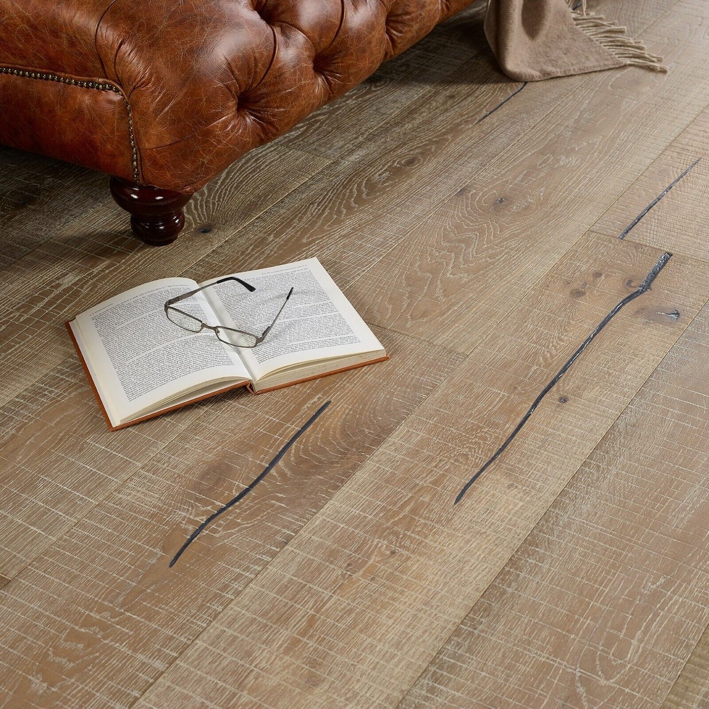 lilypad-havana-distressed-engineered-wood-flooring-4