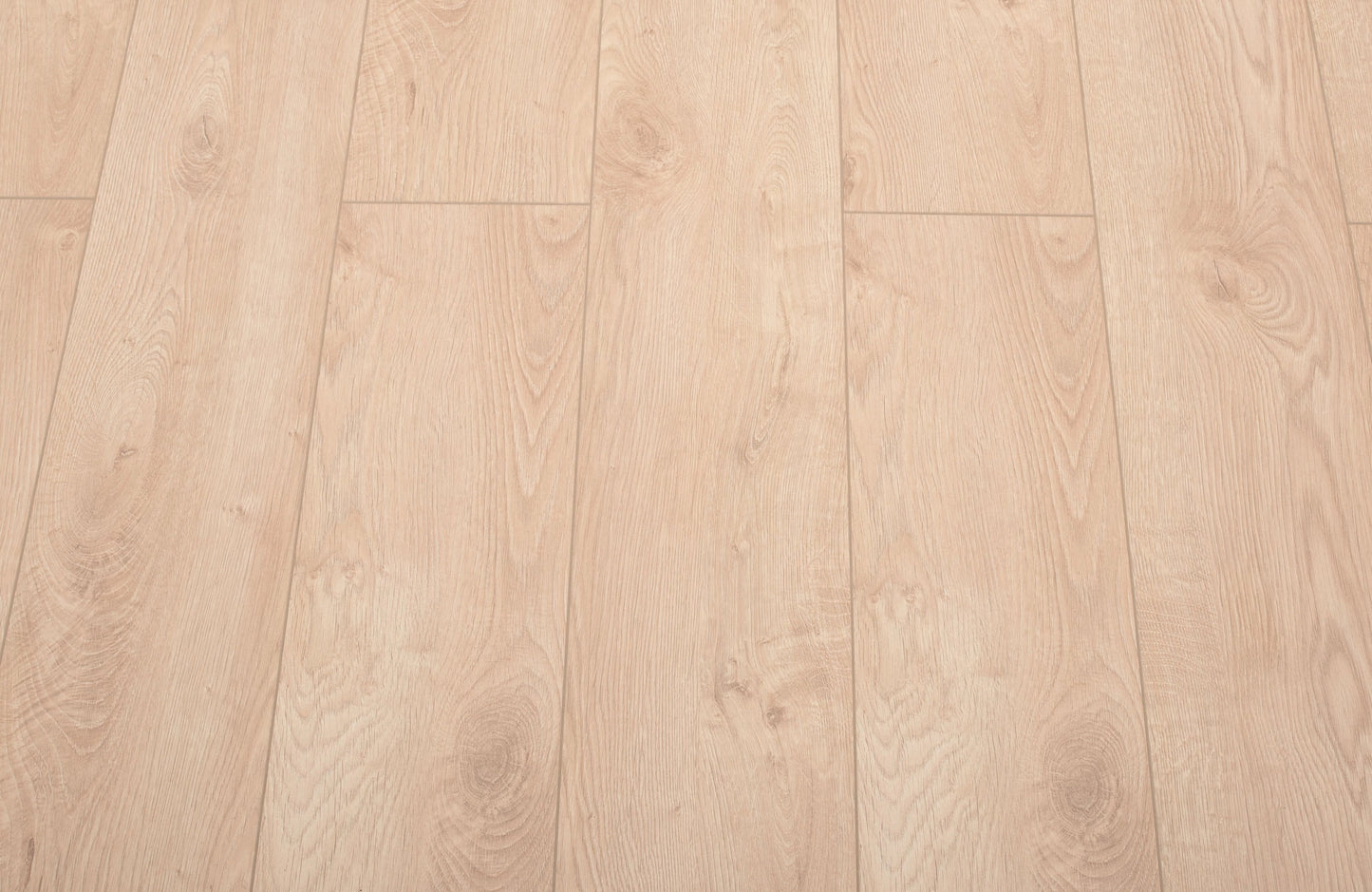 AGT Effect 8mm Laminate Flooring – Rowan