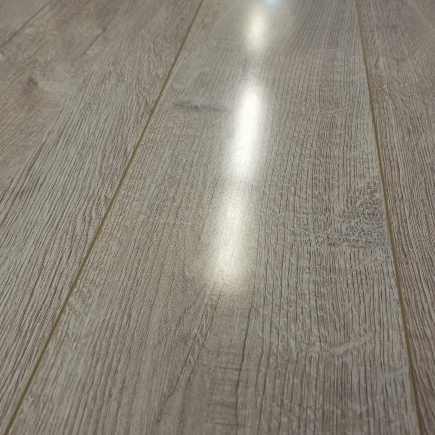 High Gloss Silver 8mm Laminate Flooring