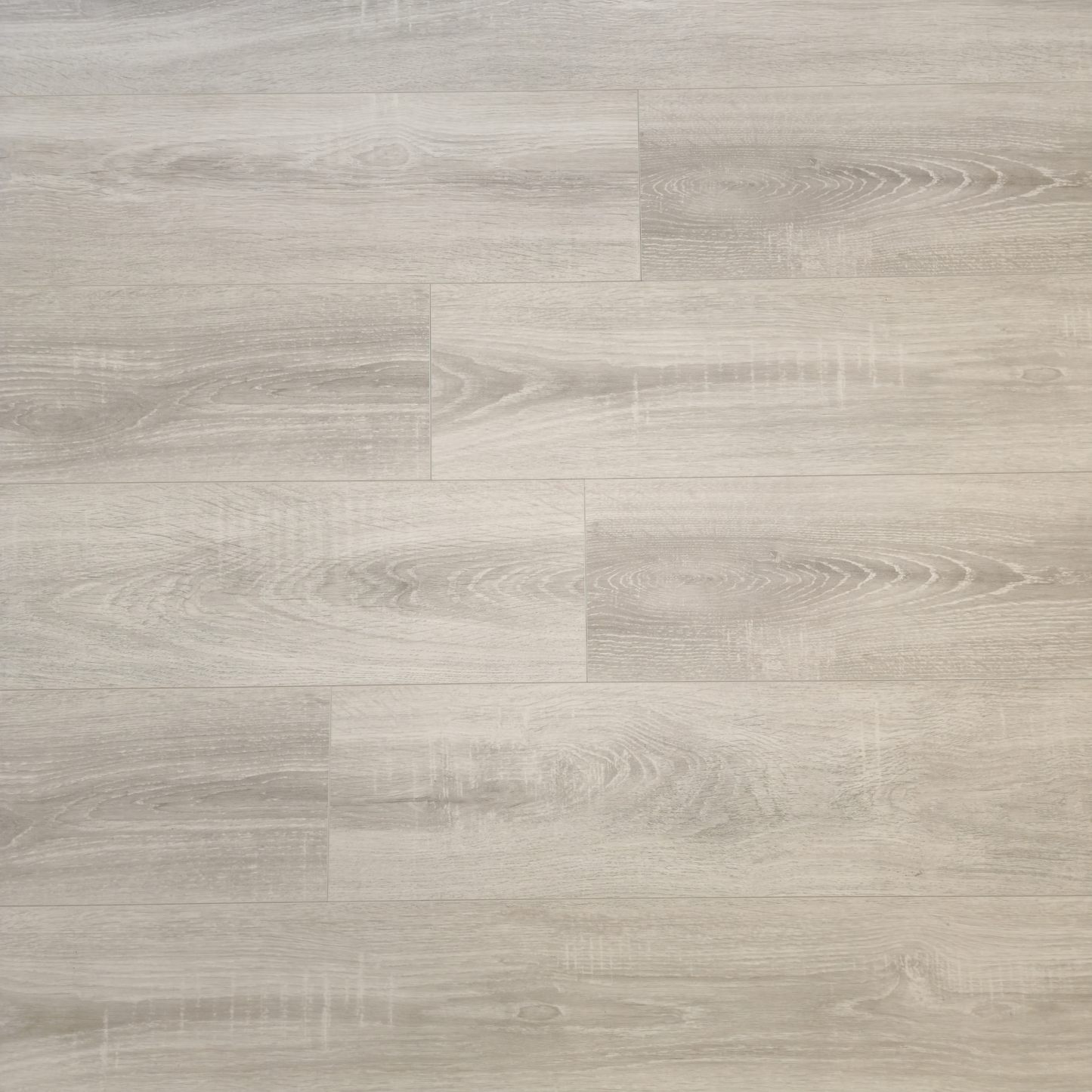 Waterproof Luxury Amberwood Oak 8mm Laminate Flooring