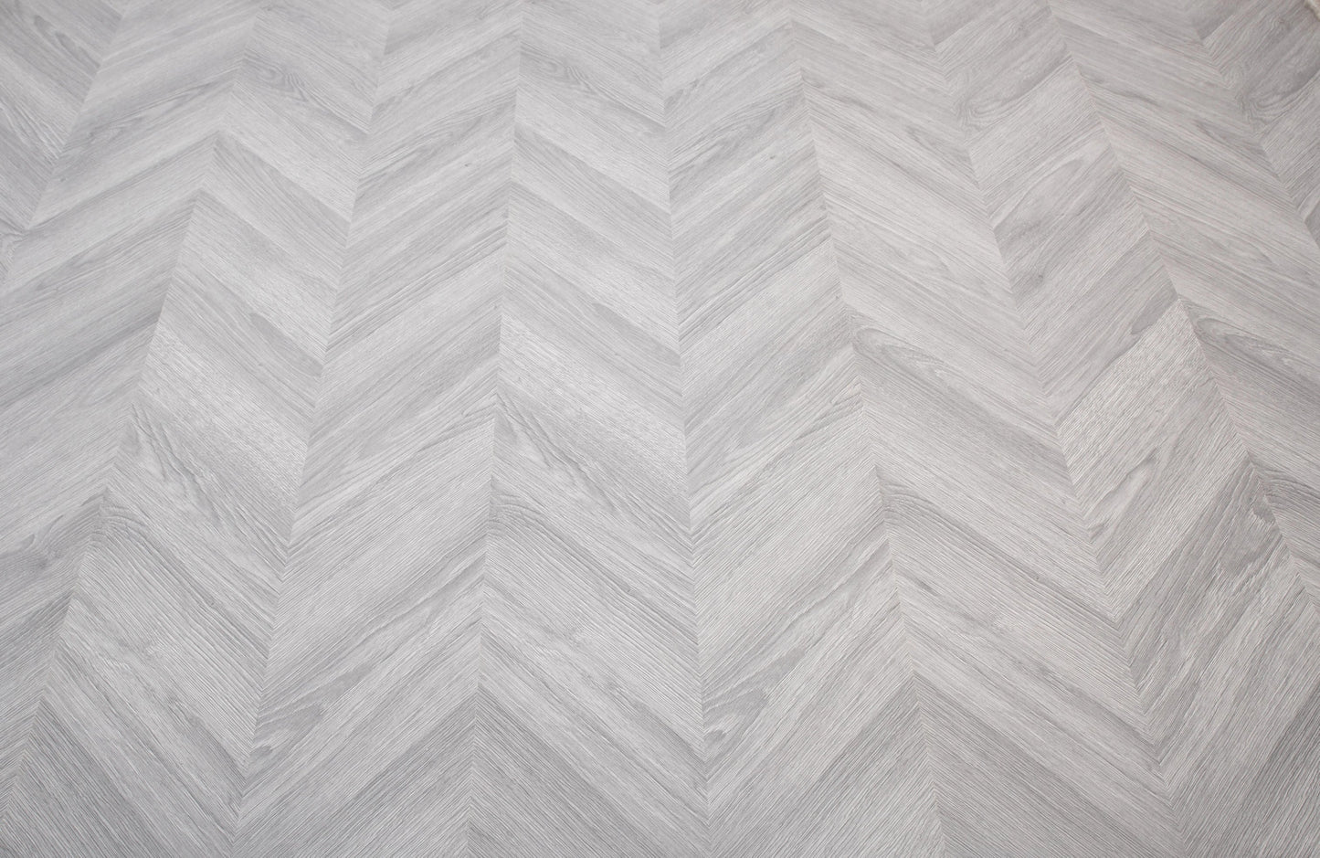 agt-8mm-velmont-oak-chevron-laminate-flooring-9