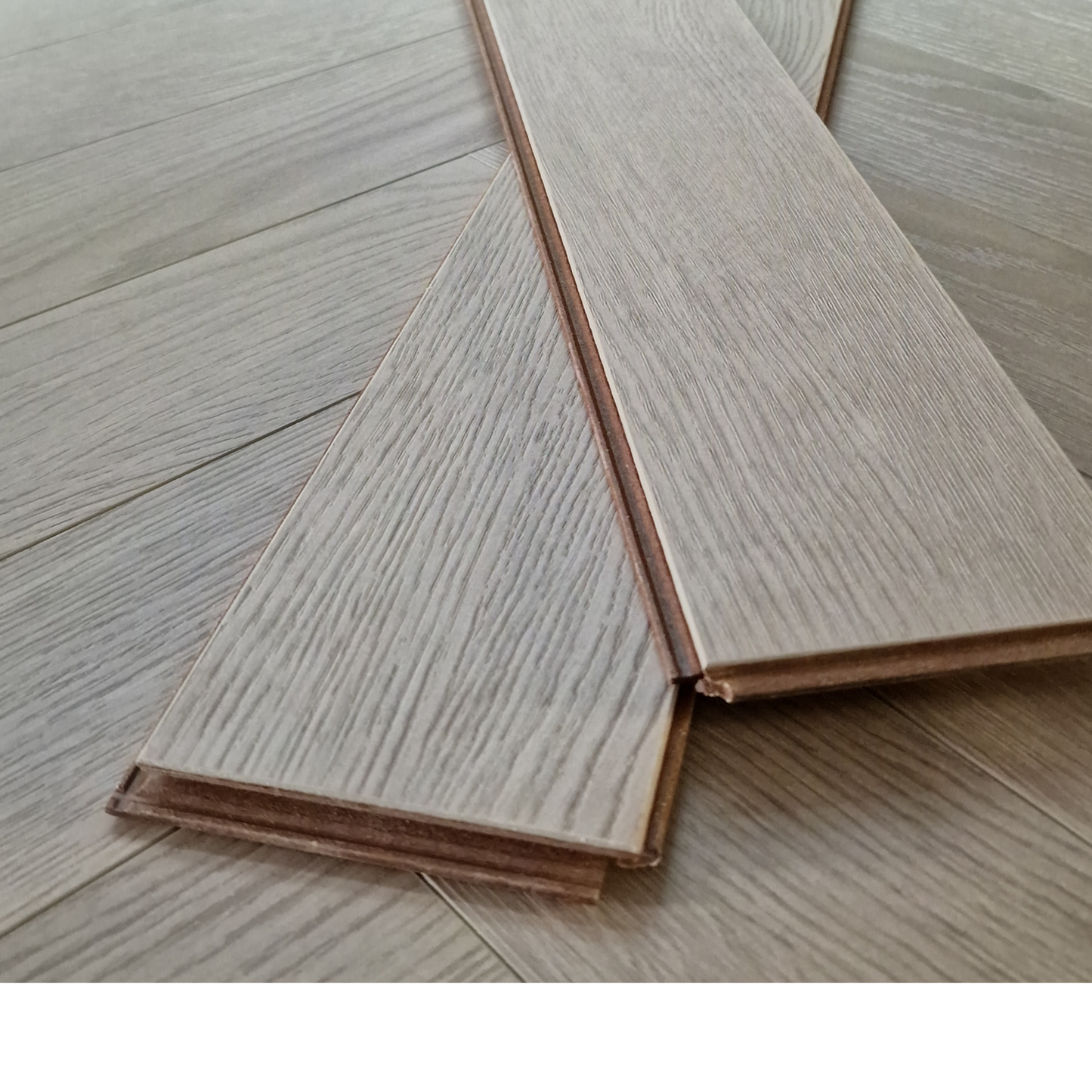 Kingsley 8mm Whitford Oak Herringbone Laminate Flooring