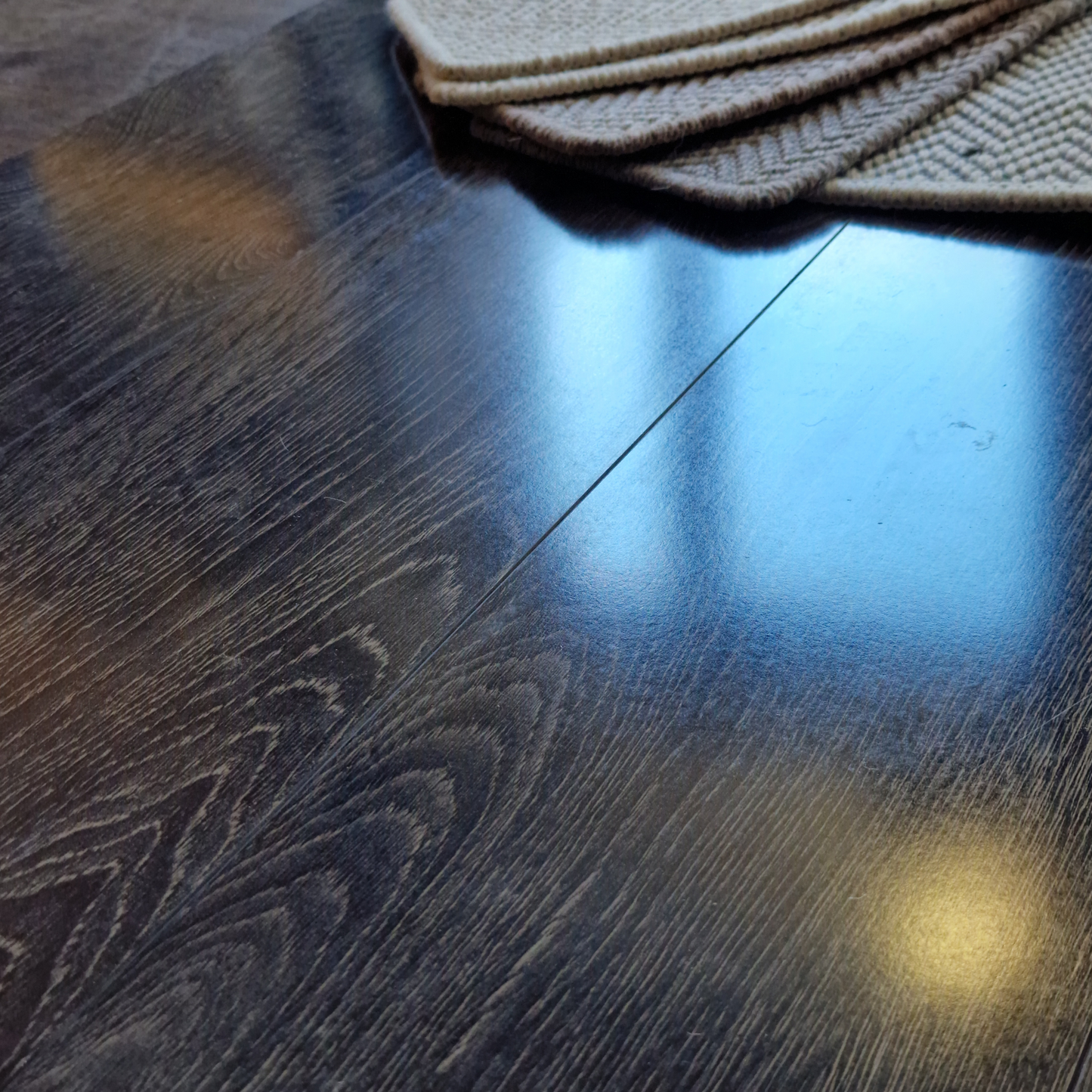 High Gloss Black Granite 8mm Laminate Flooring