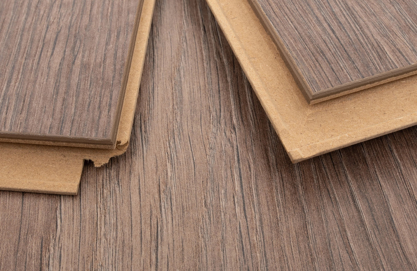 Brown Oak AGT Effect 12mm Laminate Flooring Imperia