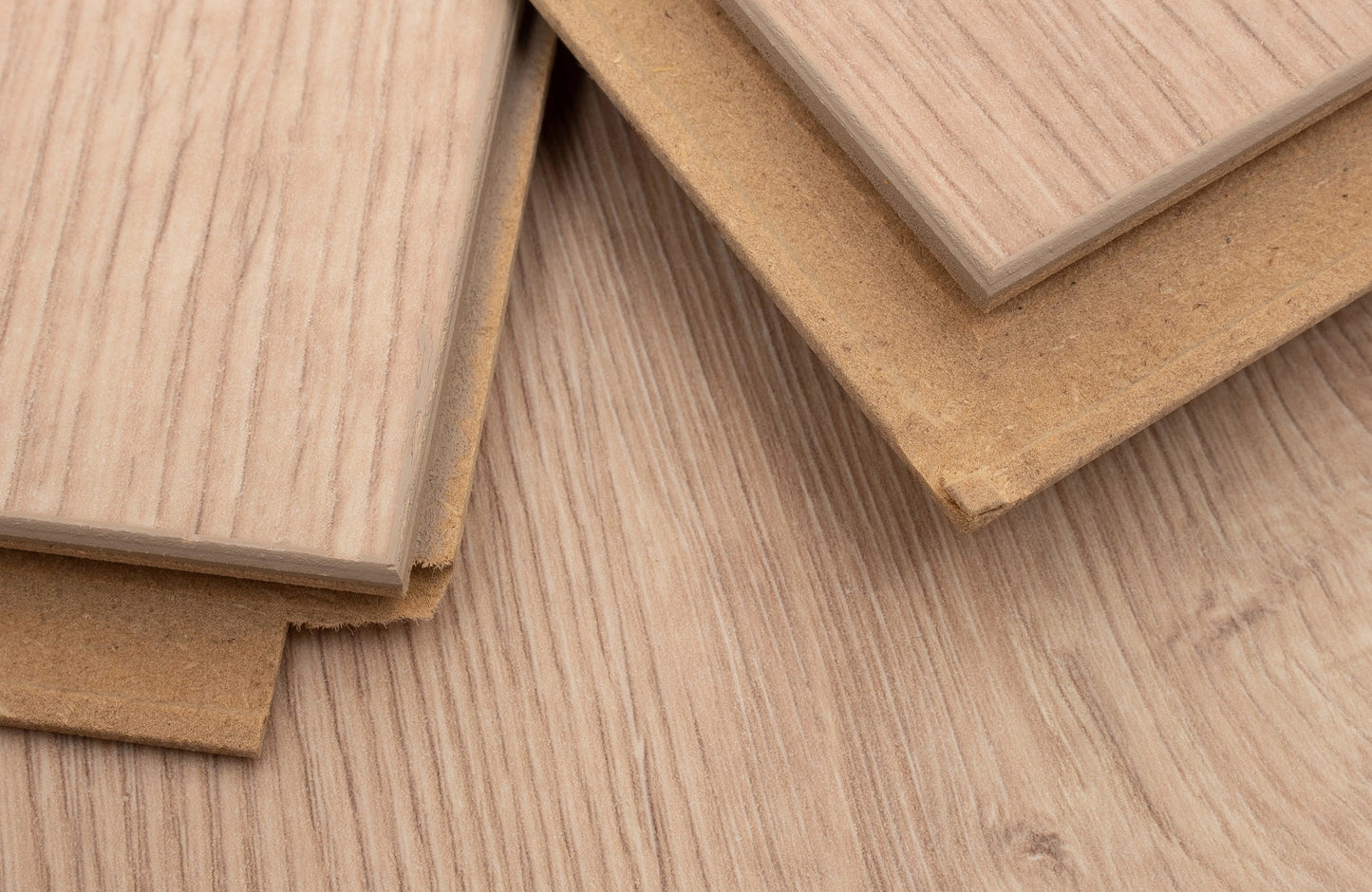 Honey Oak AGT Effect 12mm Laminate Flooring Rowan
