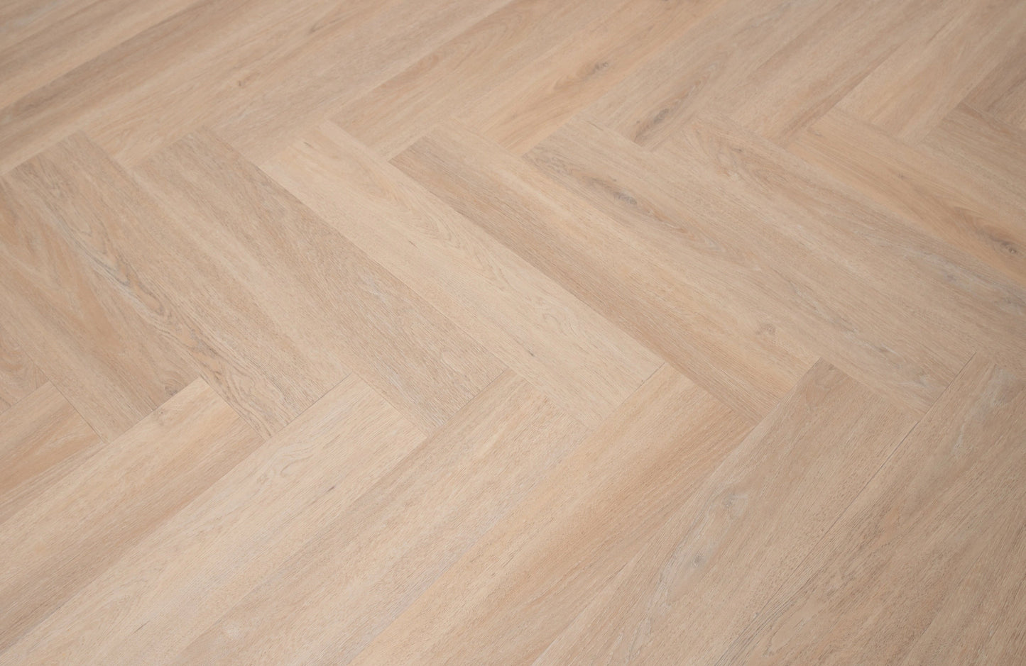 heritage-plymouth-oak-herringbone-lvt-waterproof-flooring-10