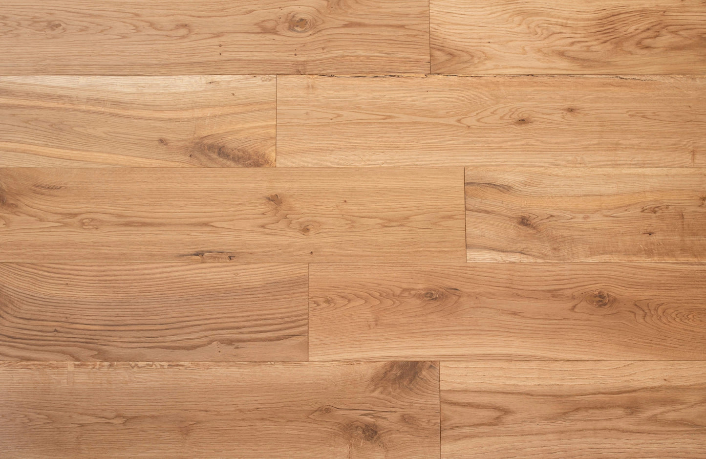 Apex Grain Brushed & Oiled Solid Oak Flooring