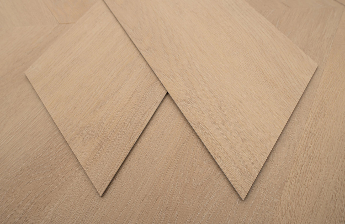 luma-havenwood-oak-3mm-chevron-glue-down-lvt-6