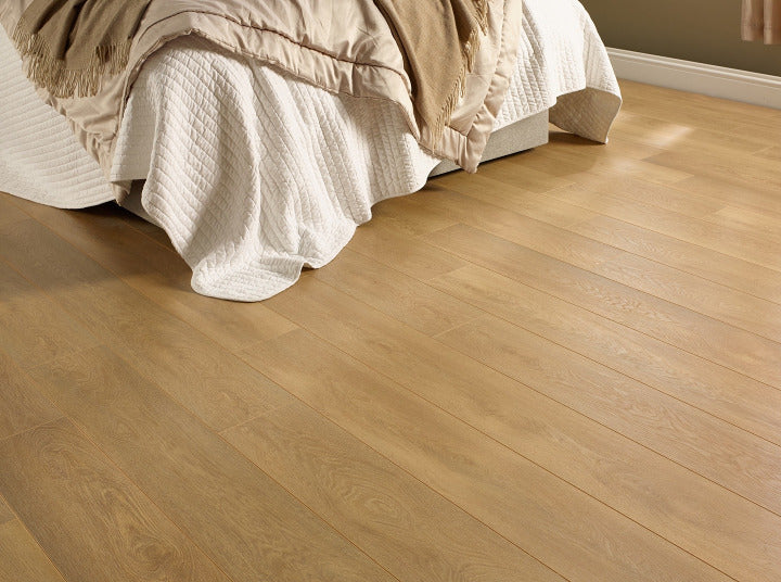 Horizon 12mm Desert Glow Oak Laminate Flooring