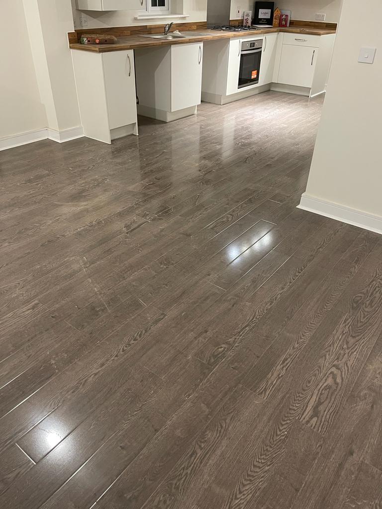 High Gloss Black Granite 8mm Laminate Flooring