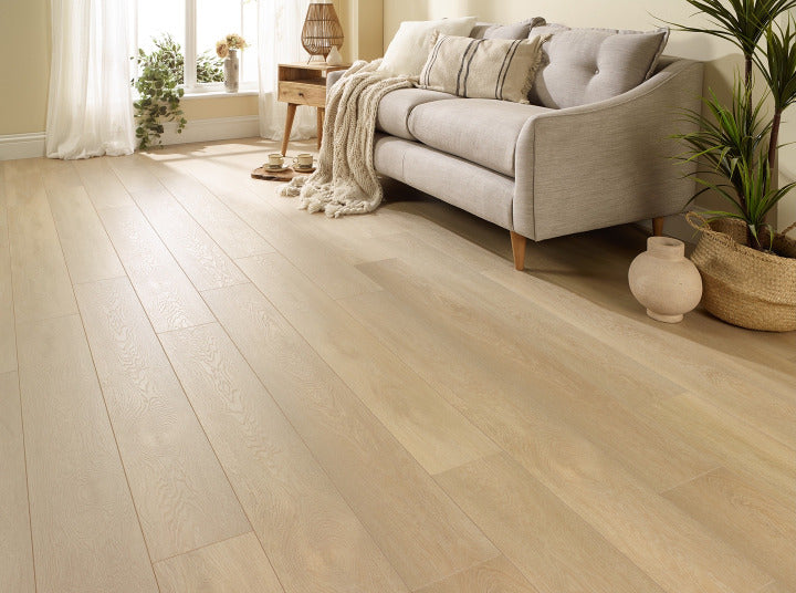 Horizon 12mm Golden Dune Oak Laminate Flooring