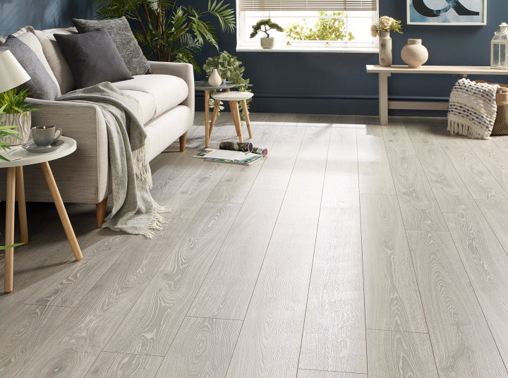Horizon 12mm Urban Mist Oak Laminate Flooring