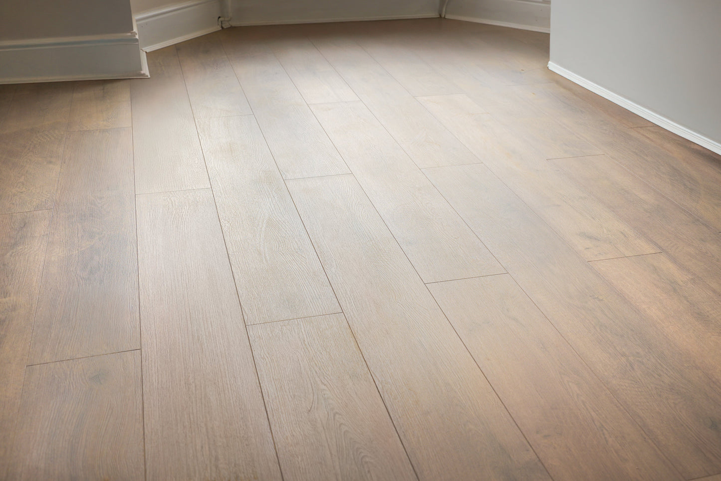STEP Click XL Nairobi Rustic 12mm AC5 Laminate Flooring