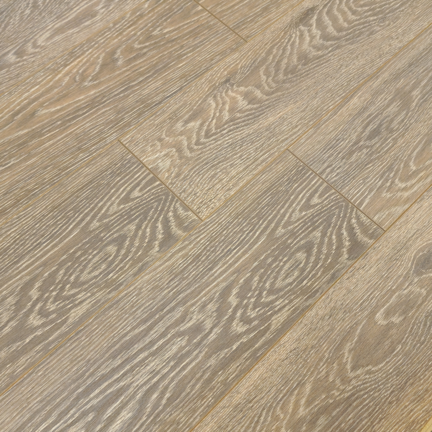 Waterproof Luxury Frostwood Oak 12mm Laminate Flooring