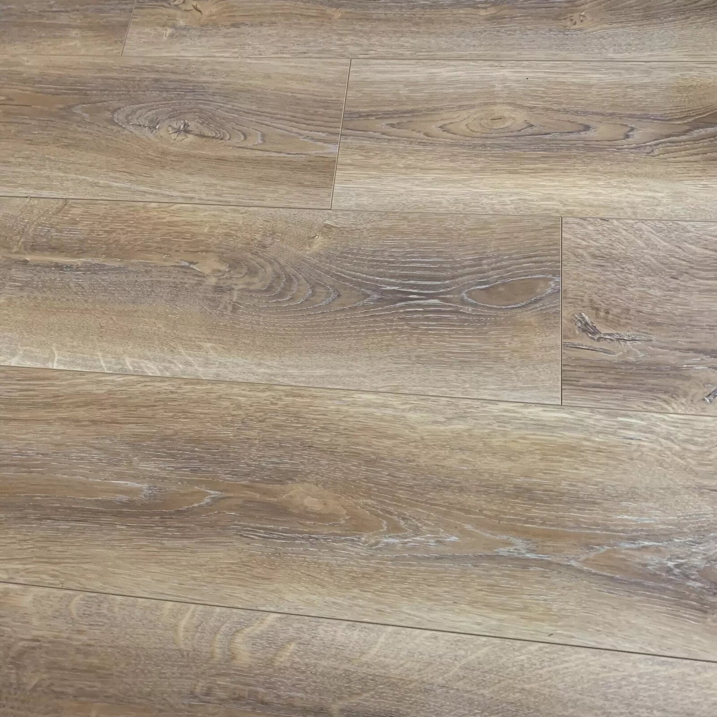 High Gloss Barrel Oak 8mm Laminate Flooring