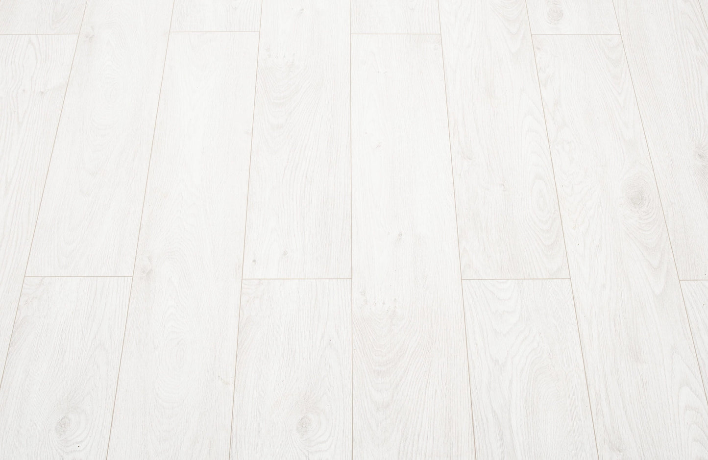 AGT Effect 8mm Laminate Flooring – Alvera
