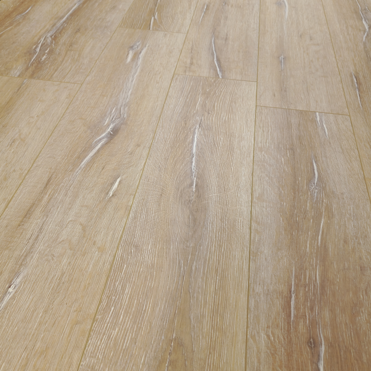Waterproof Luxury Sunlit Oak 8mm Laminate Flooring