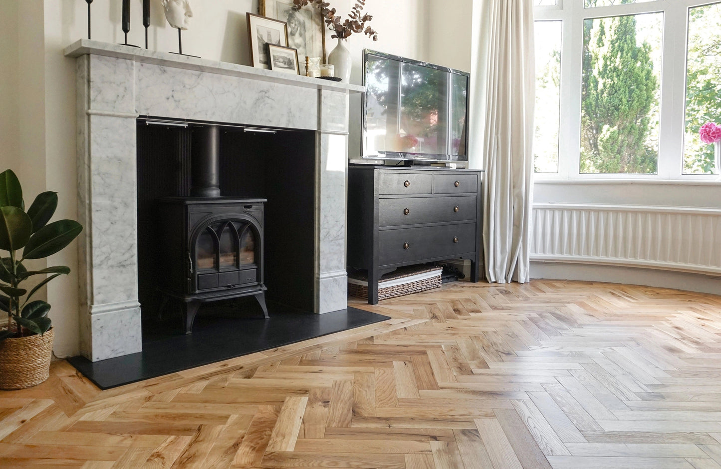 opulence-timber-solid-oak-herringbone-2