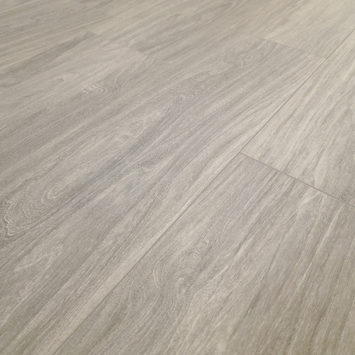 Waterproof Luxury Storm Grey Oak 8mm Laminate Flooring AC5