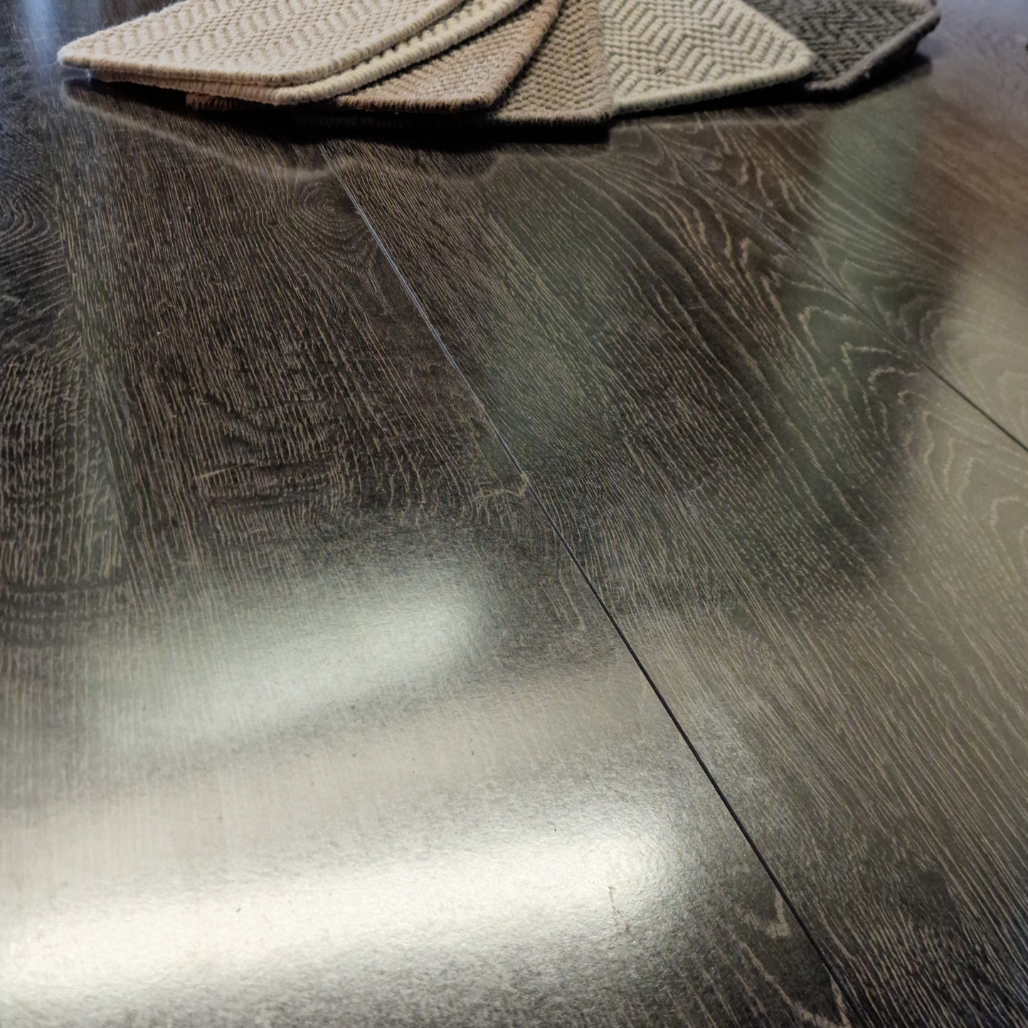 High Gloss Black Granite Laminate Flooring
