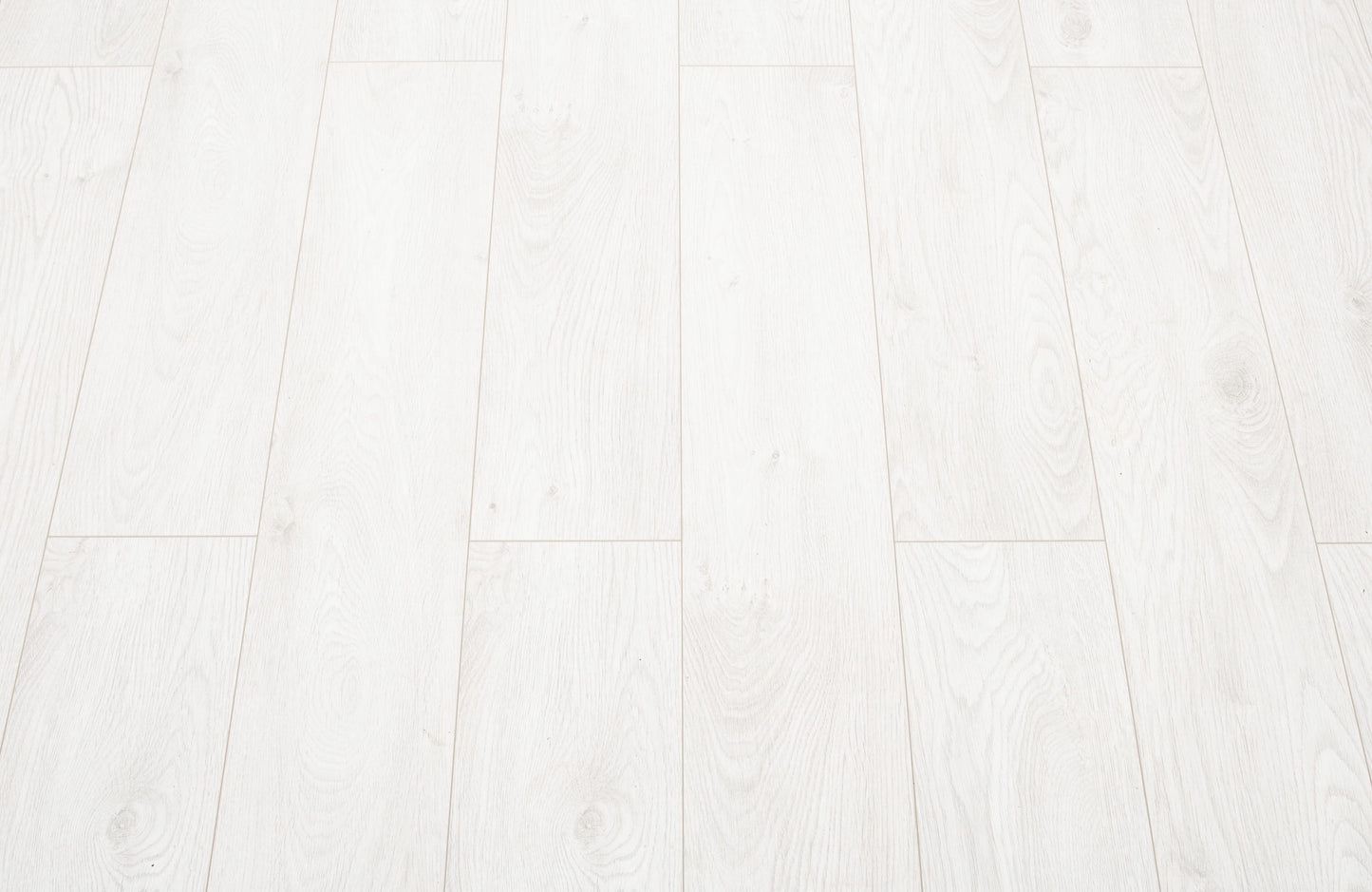 AGT Effect 8mm Laminate Flooring – Alvera