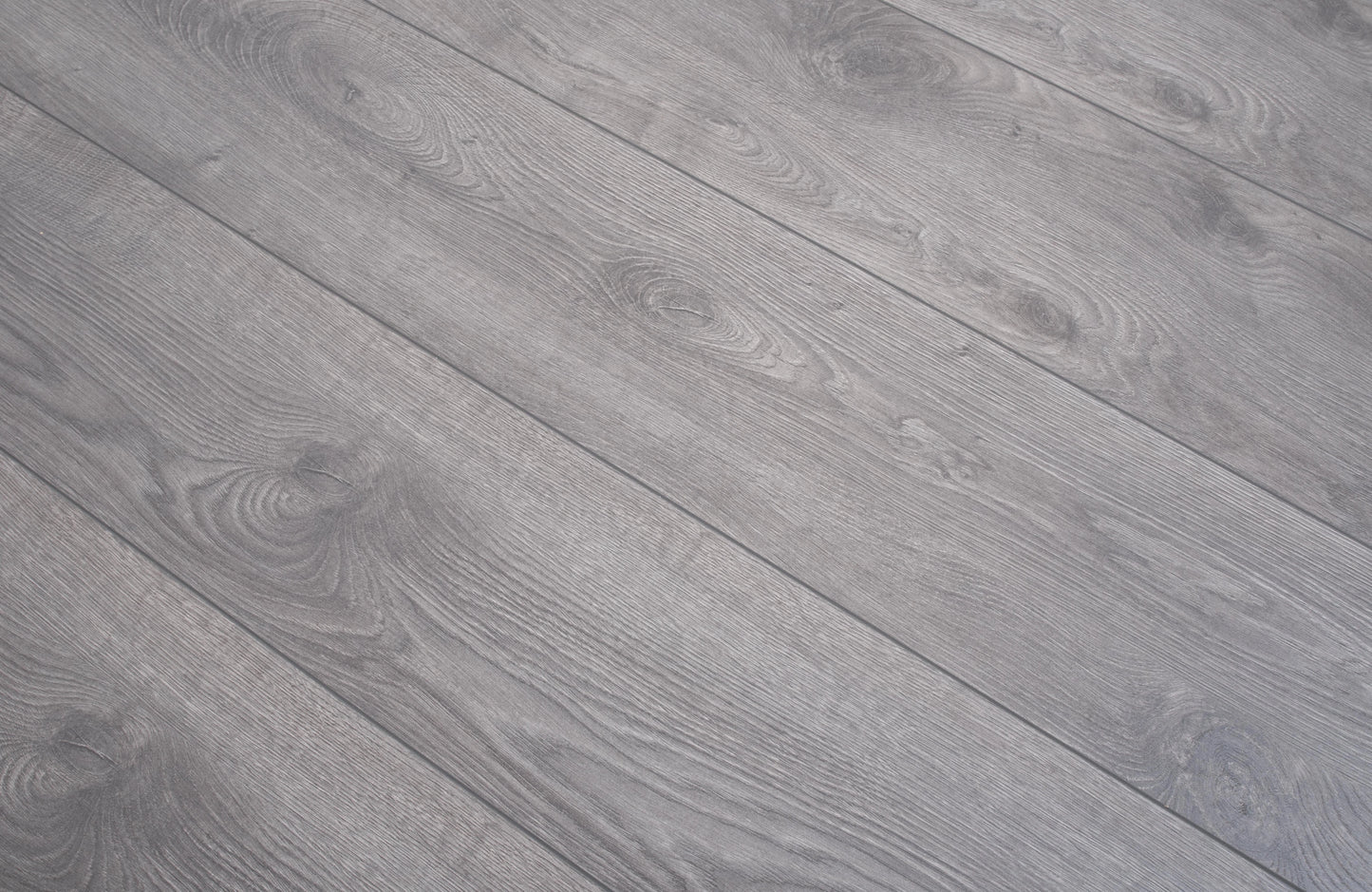 AGT Effect 12mm Laminate Flooring – Terra